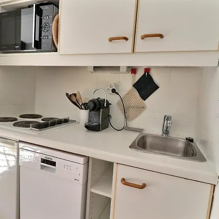 Cosy Avec Balcon, A Deux Pas Des Pistes Et Commerces Au Chatelet - Fr-1-182-86 Meribel
